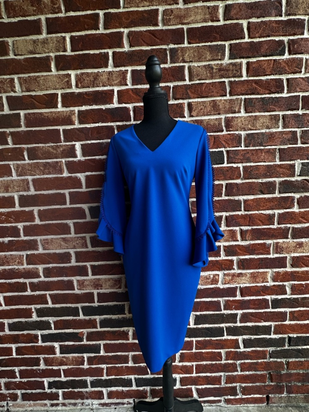 Calvin Klein Royal Blue V‑Neck Midi Dress with Ruffle Sleeves